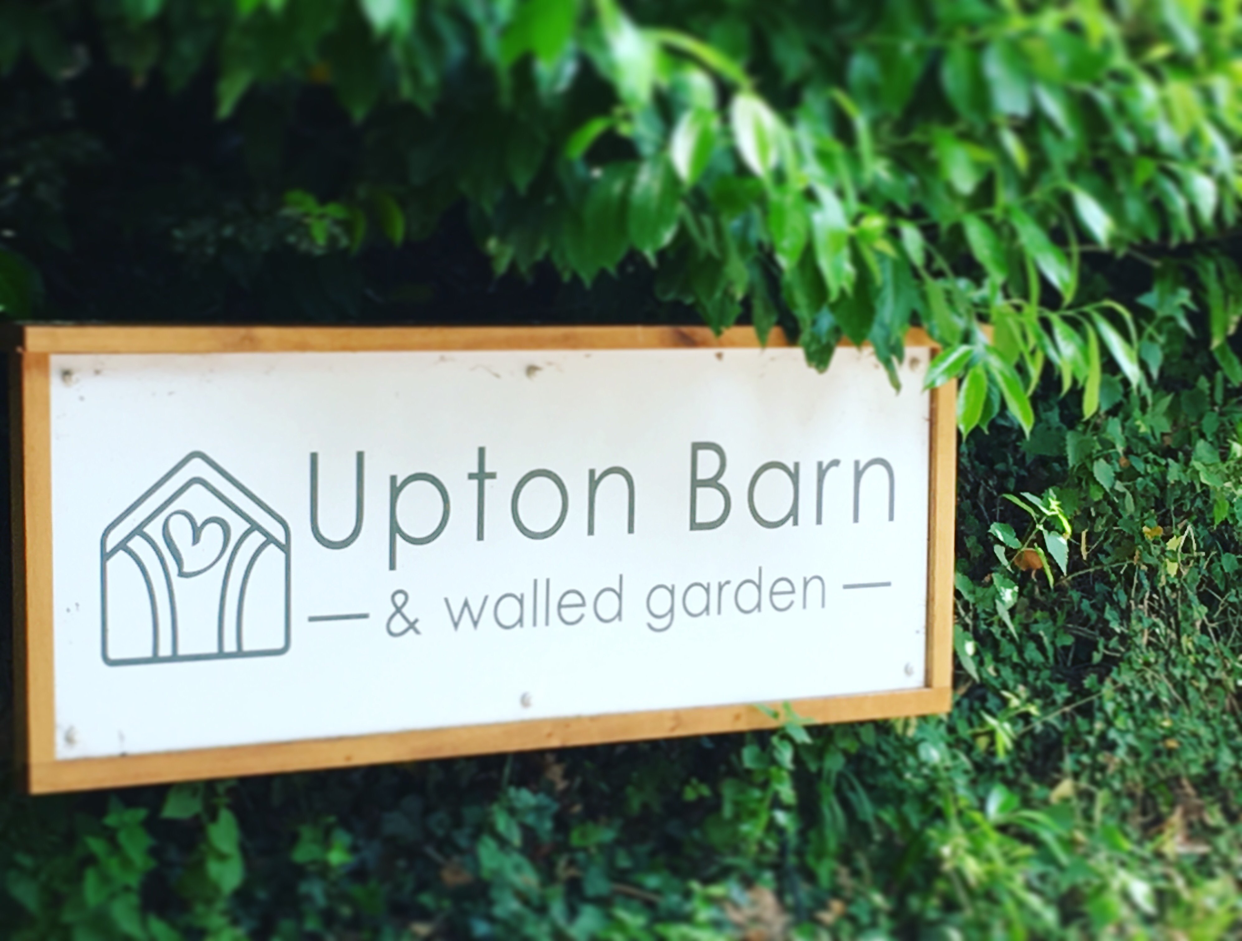 Upton Barn Sign